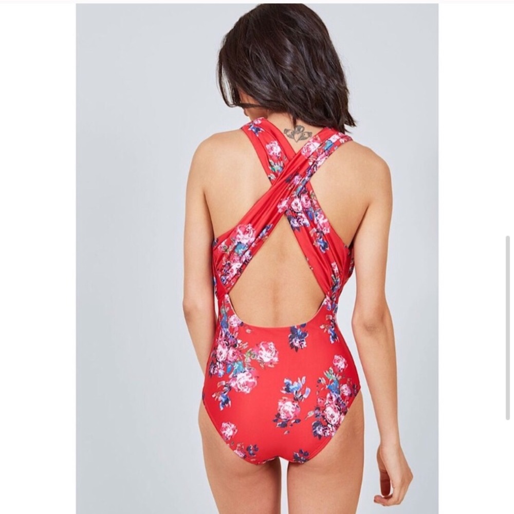 NEW Modcloth Lauren Swimsuit - Picture 2 of 3